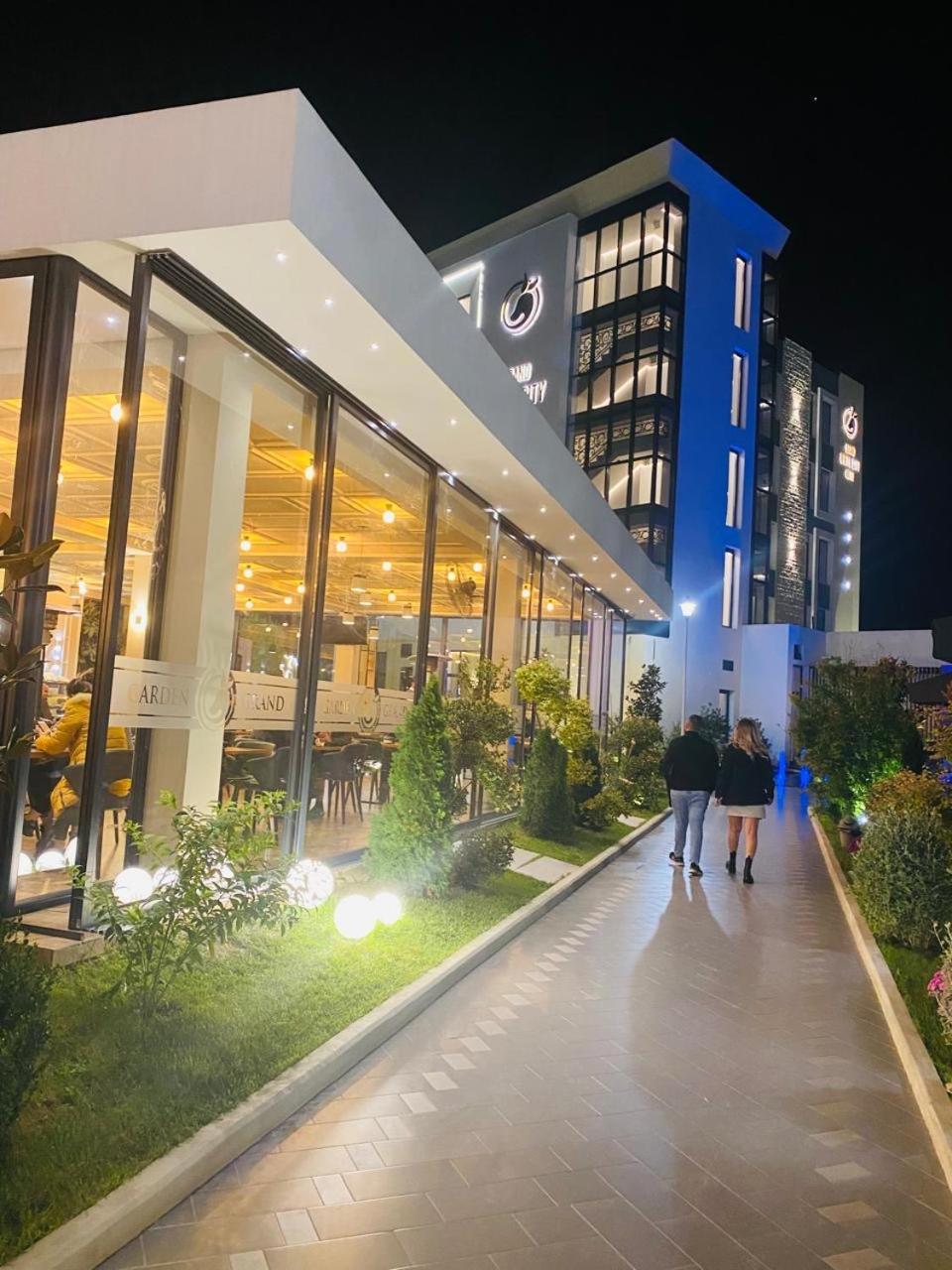 Grand White City Hotel بيرات المظهر الخارجي الصورة