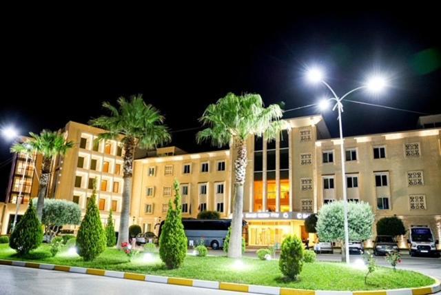 Grand White City Hotel بيرات المظهر الخارجي الصورة