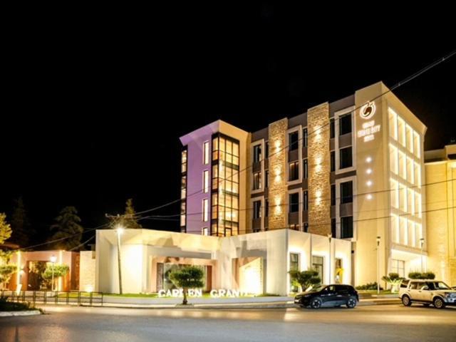 Grand White City Hotel بيرات المظهر الخارجي الصورة